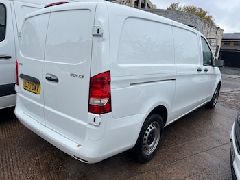 Used Mercedes-Benz Vito 2020 for sale - 76327400: Photo 2