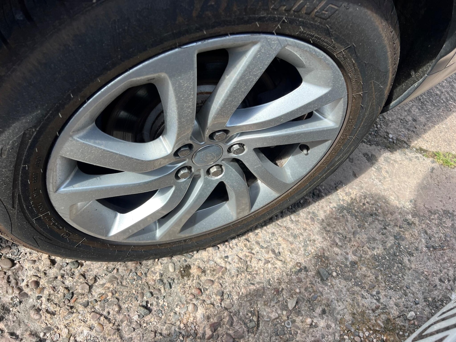 Used Land Rover Discovery 2017 for sale - 77330390: Photo 17