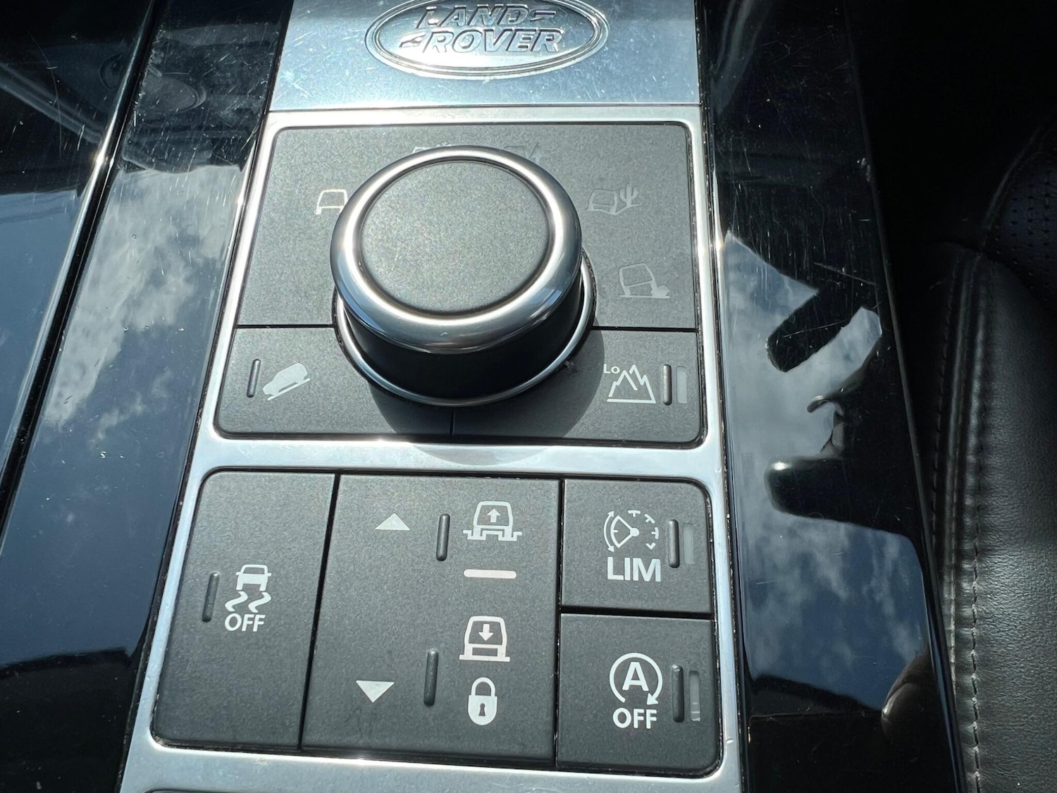 Used Land Rover Discovery 2017 for sale - 77330390: Photo 29