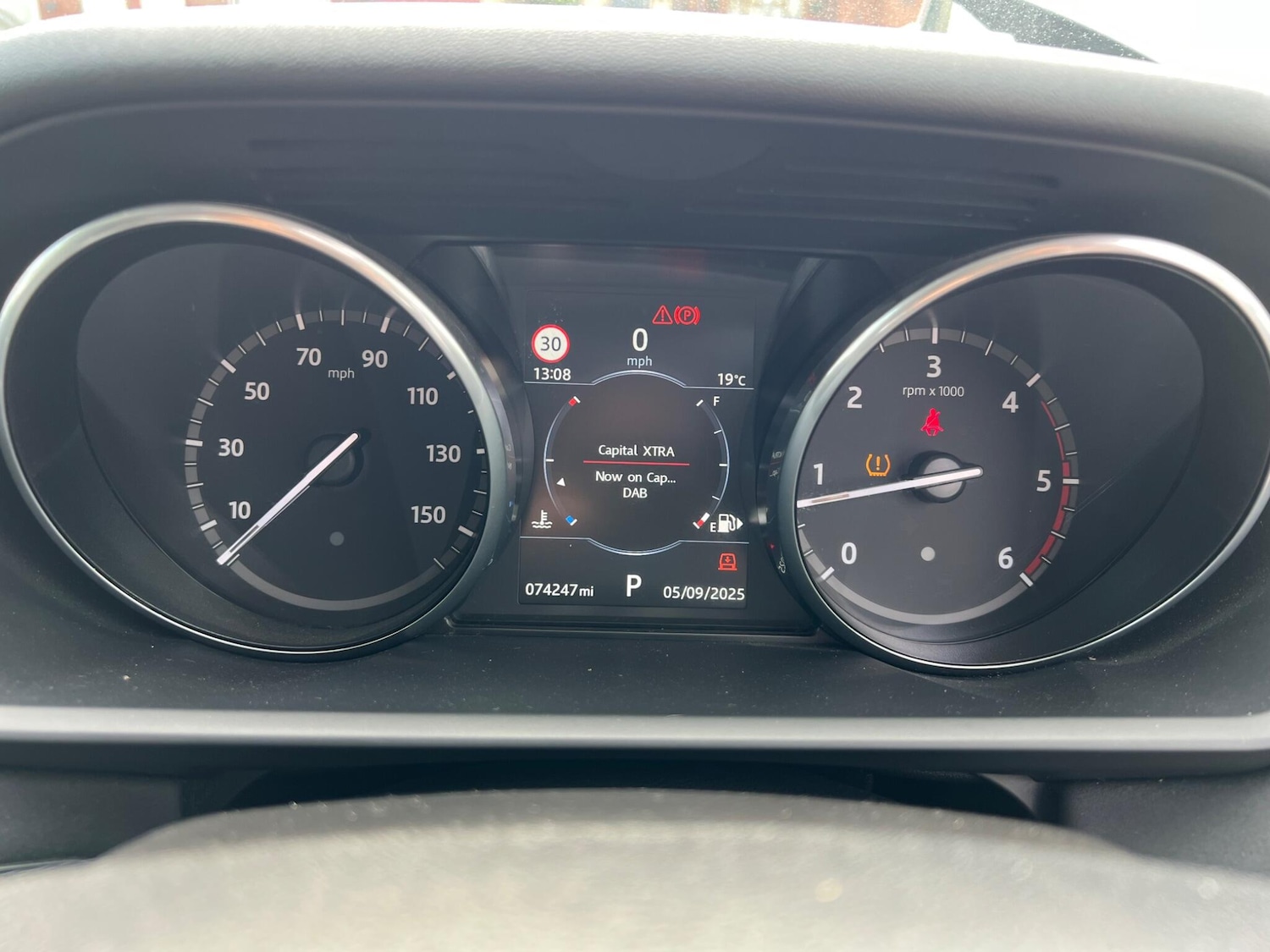 Used Land Rover Discovery 2017 for sale - 77330390: Photo 42