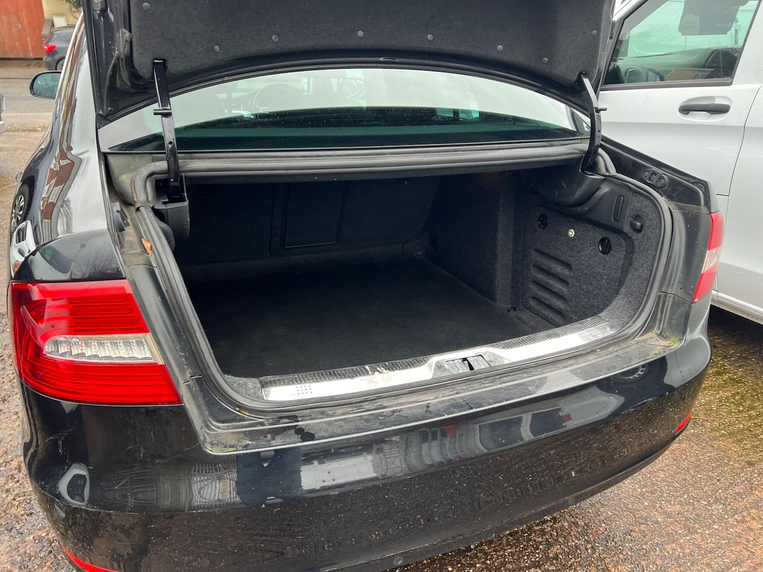 Used Skoda Superb for sale - 77314984: Photo 13