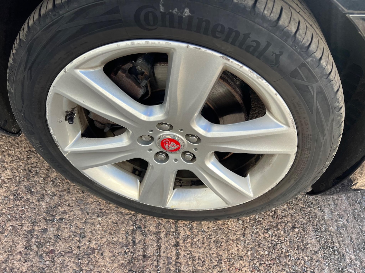 Used Jaguar XE 2018 for sale - 76573256: Photo 13