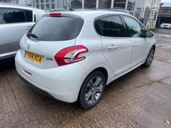 Used Peugeot 208 2014 for sale - 75095817: Photo