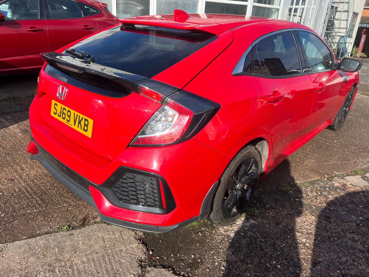 Used Honda Civic 2019 for sale - 76361165: Photo 2