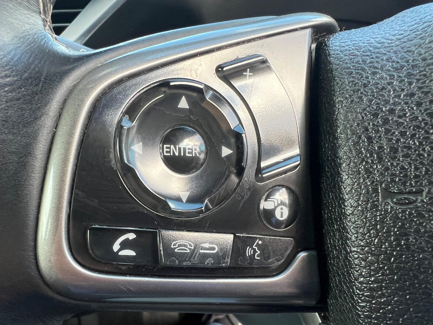 Used Honda Civic 2019 for sale - 76361165: Photo 23