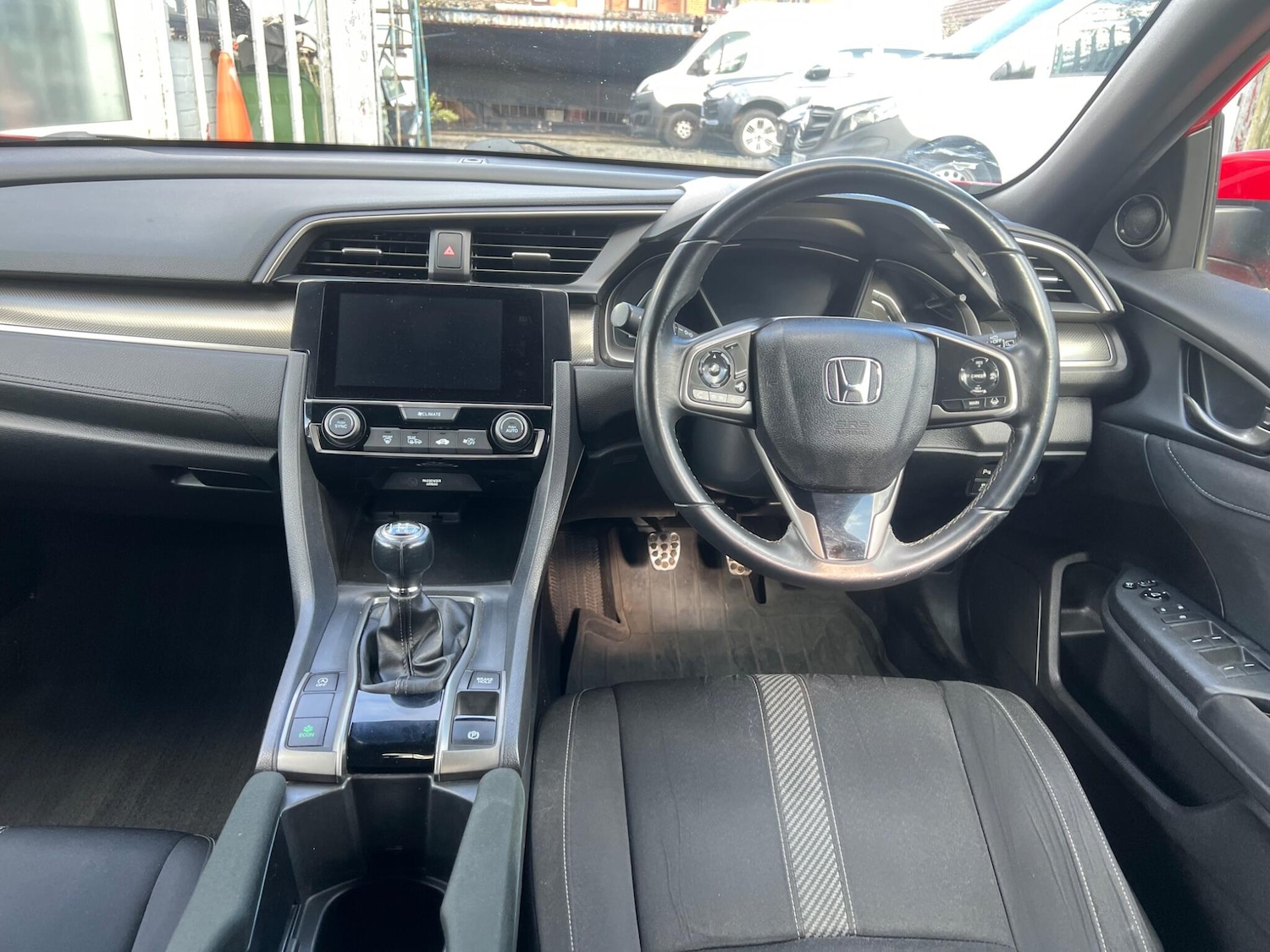 Used Honda Civic 2019 for sale - 76361165: Photo 5