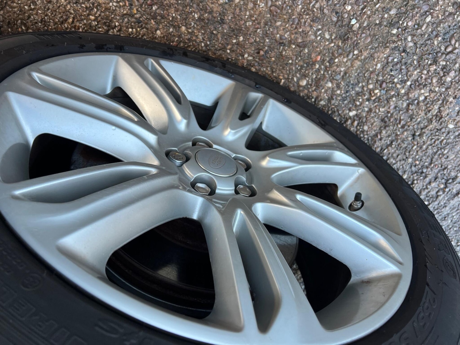 Used Land Rover Range Rover Velar 2018 for sale - 77663483: Photo 13