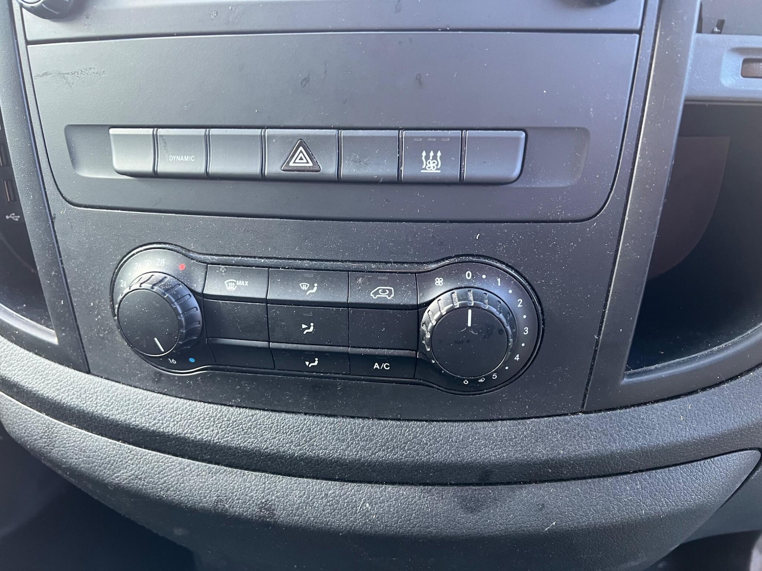 Used Mercedes-Benz Vito 2023 for sale - 77663460: Photo 15