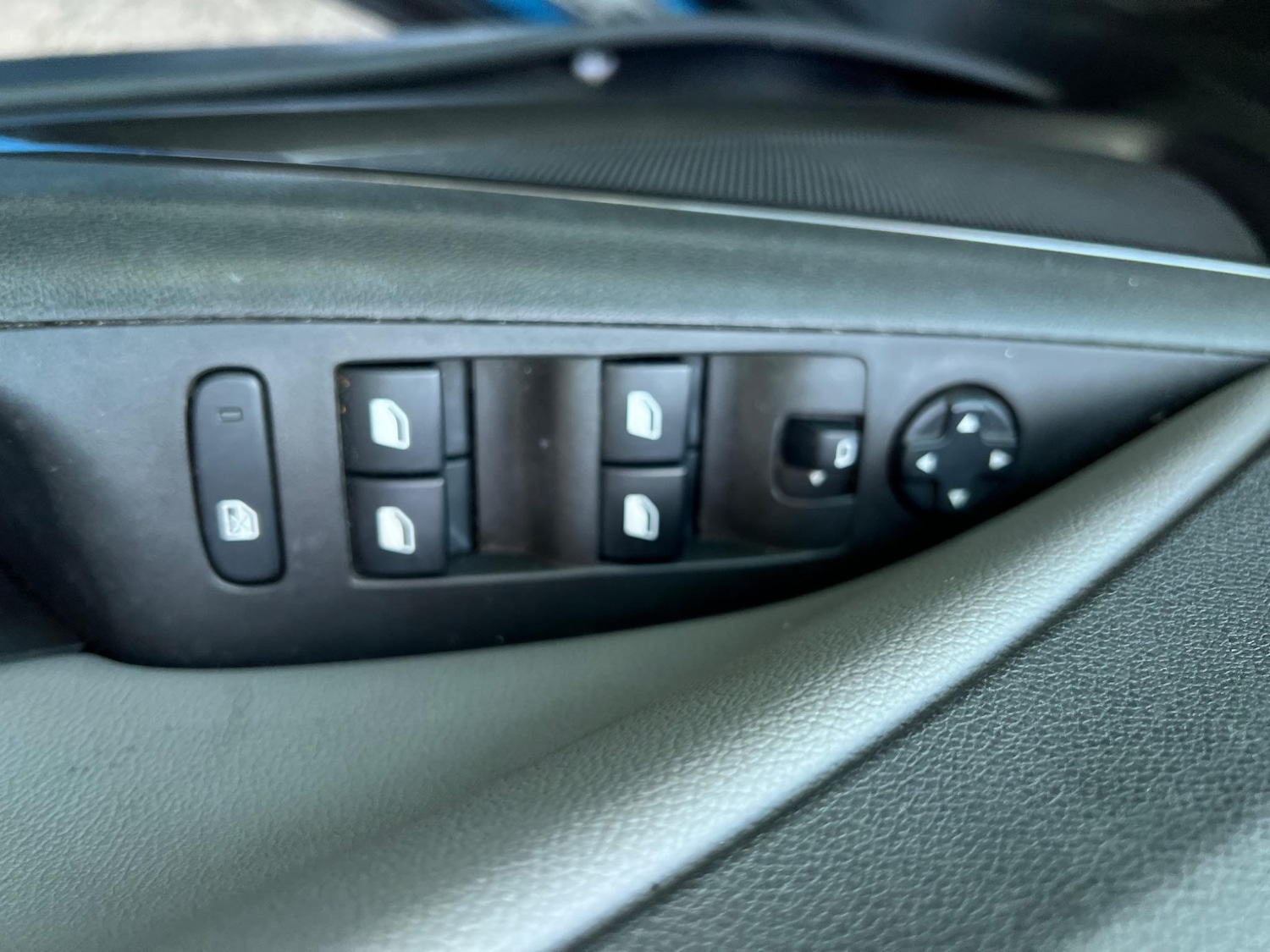 Used Vauxhall Crossland X 2017 for sale - 77663473: Photo 15