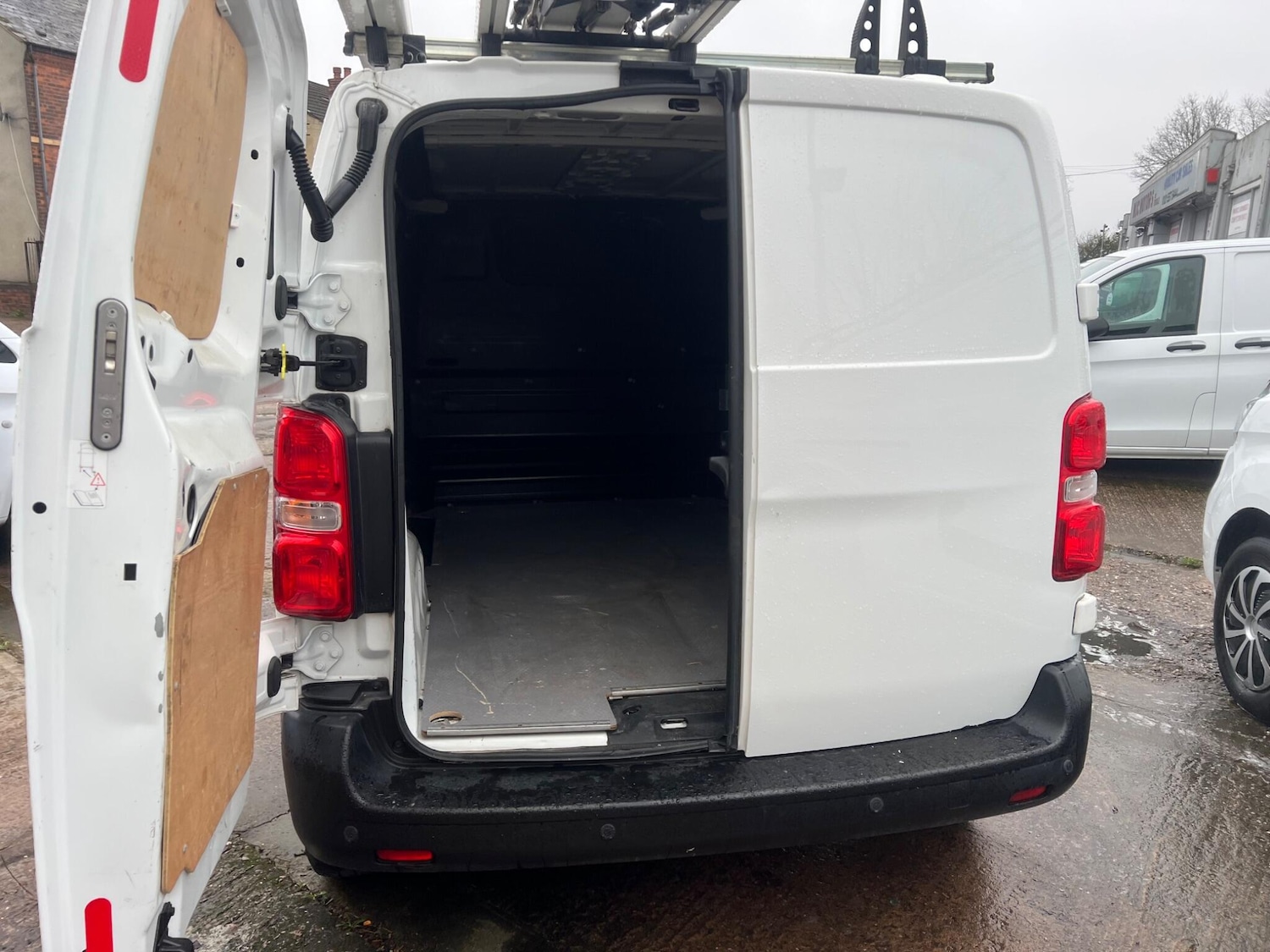 Used Vauxhall Vivaro 2020 for sale - 77783653: Photo 8