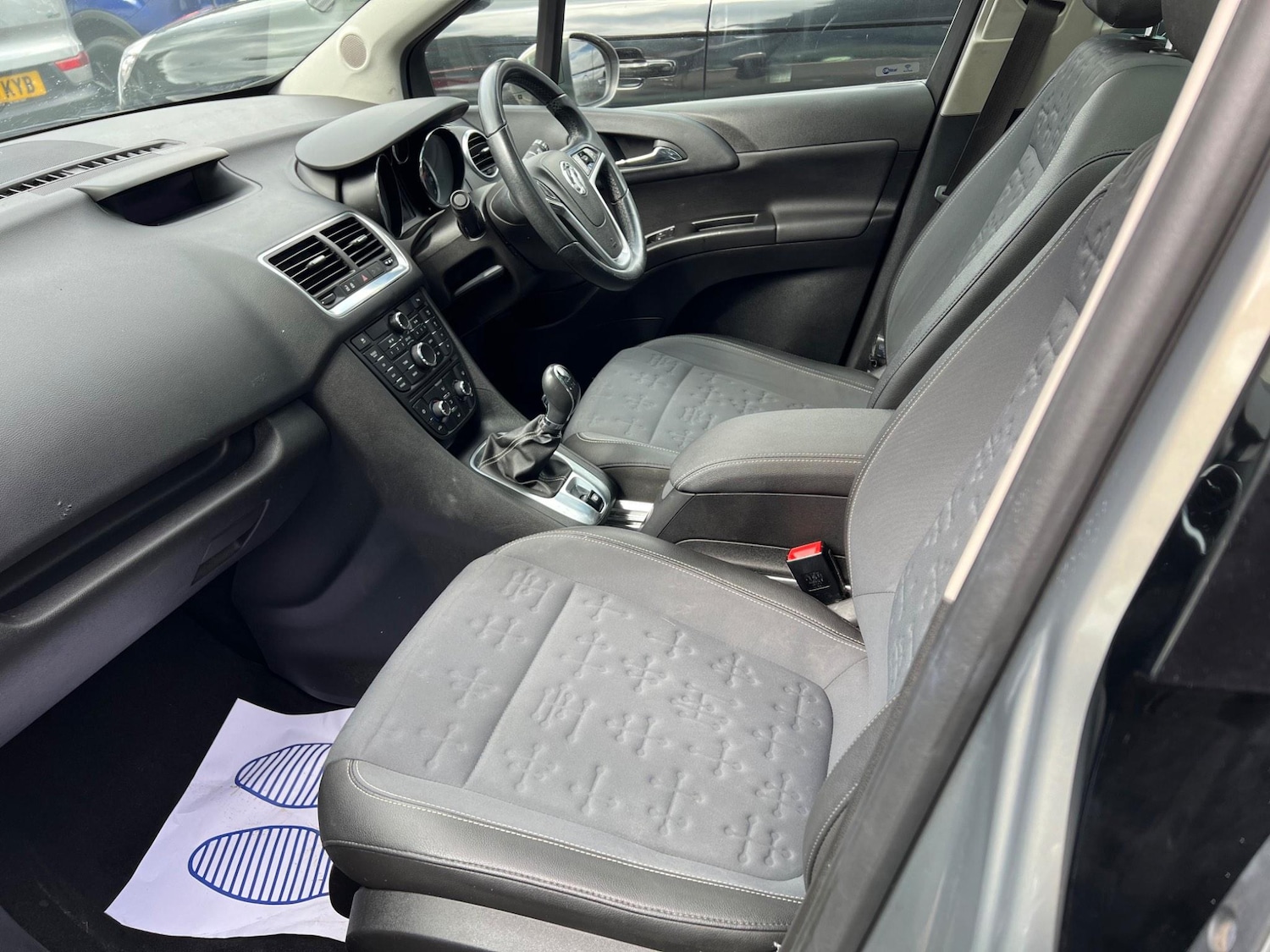 Used Vauxhall Meriva 2016 for sale - 77215947: Photo 14