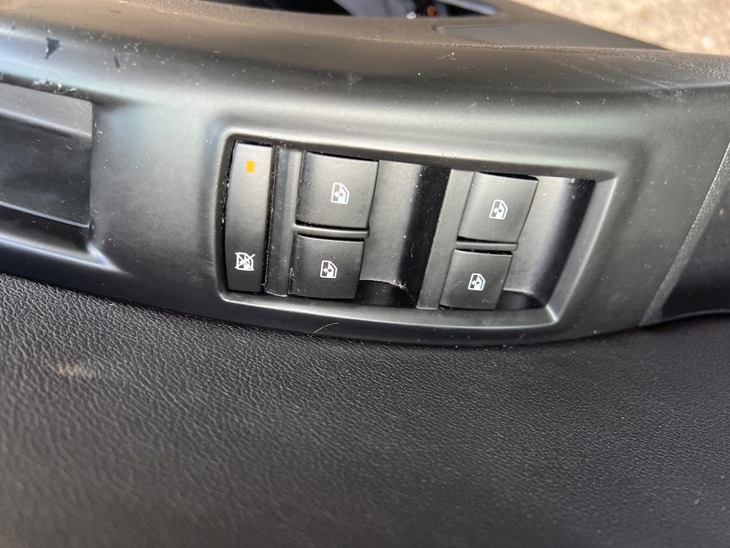 Used Vauxhall Meriva 2016 for sale - 77215947: Photo 15