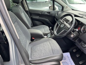 Used Vauxhall Meriva 2016 for sale - 77215947: Photo