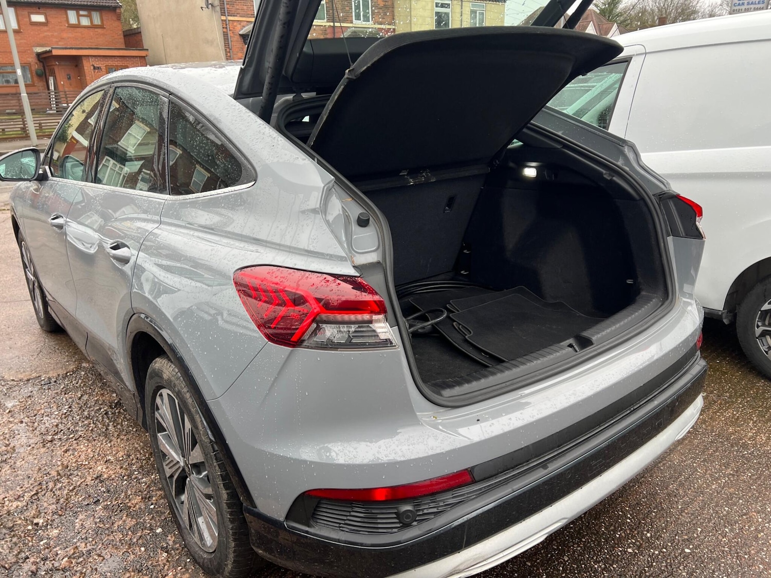 Used Audi Q4 e-tron 2022 for sale - 78058843: Photo 7