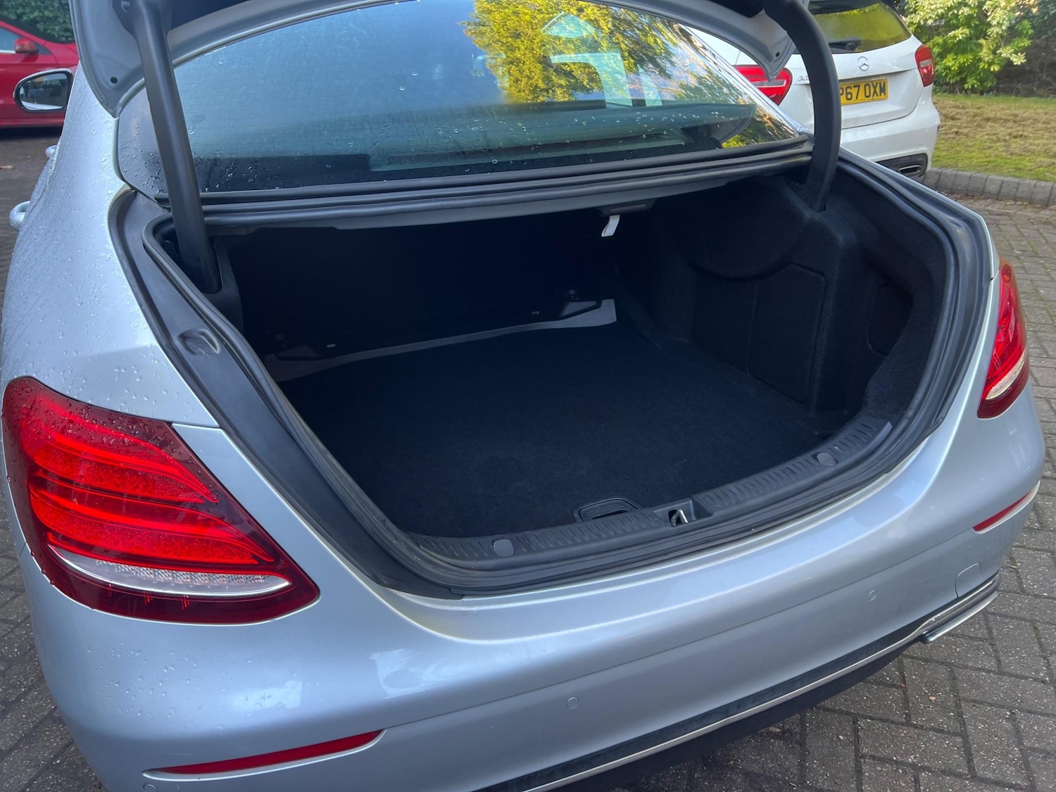 Used Mercedes-Benz E Class for sale - 77216329: Photo 10