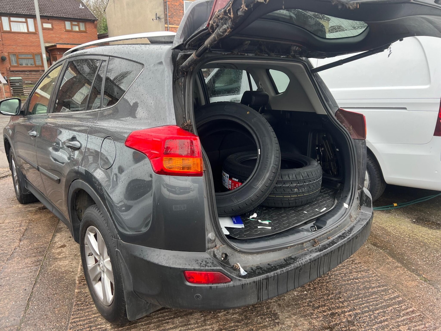 Used Toyota RAV4 2013 for sale - 77908861: Photo 13