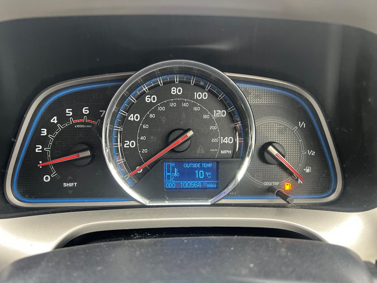 Used Toyota RAV4 2013 for sale - 77908861: Photo 24