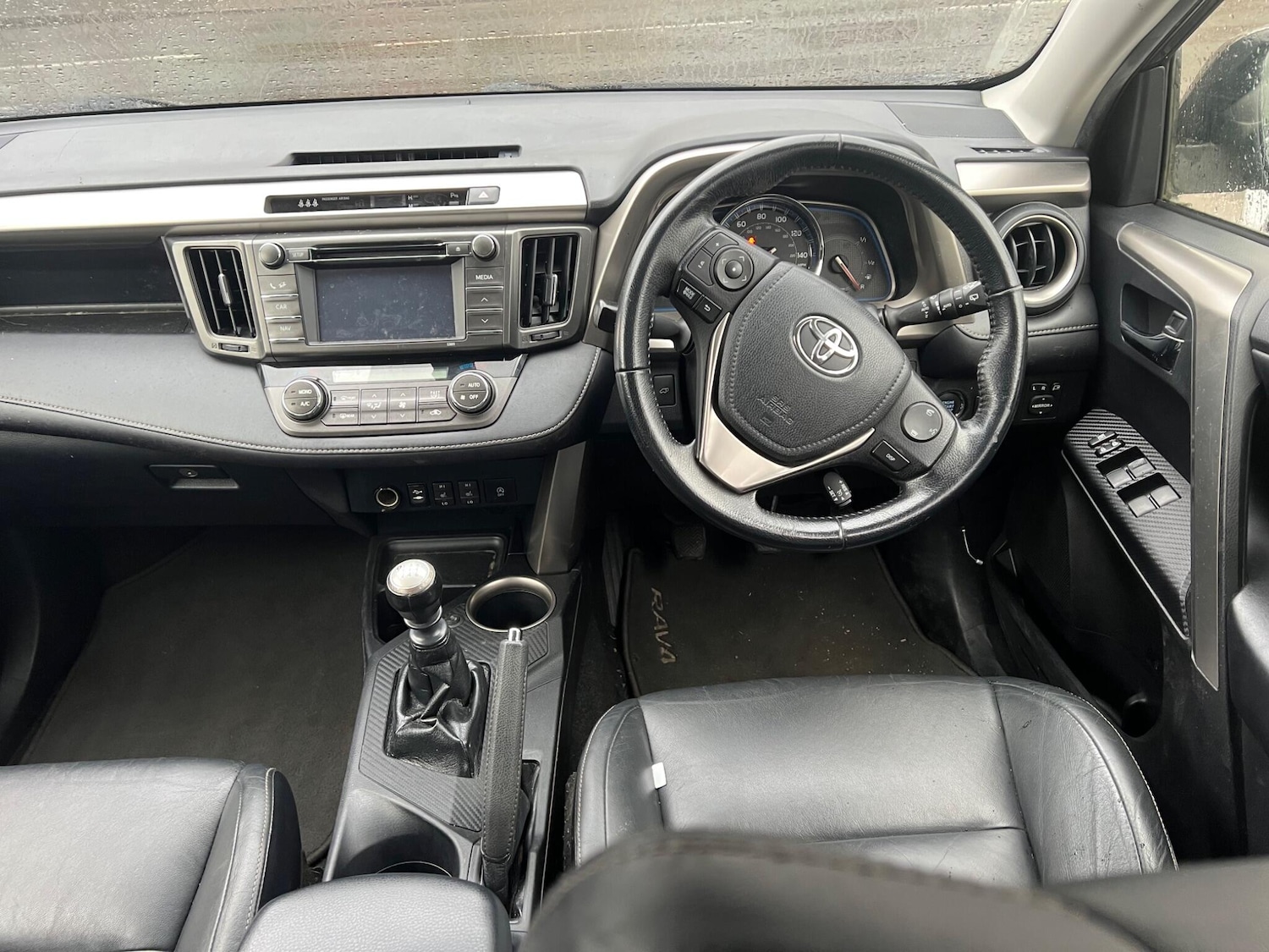 Used Toyota RAV4 2013 for sale - 77908861: Photo 5