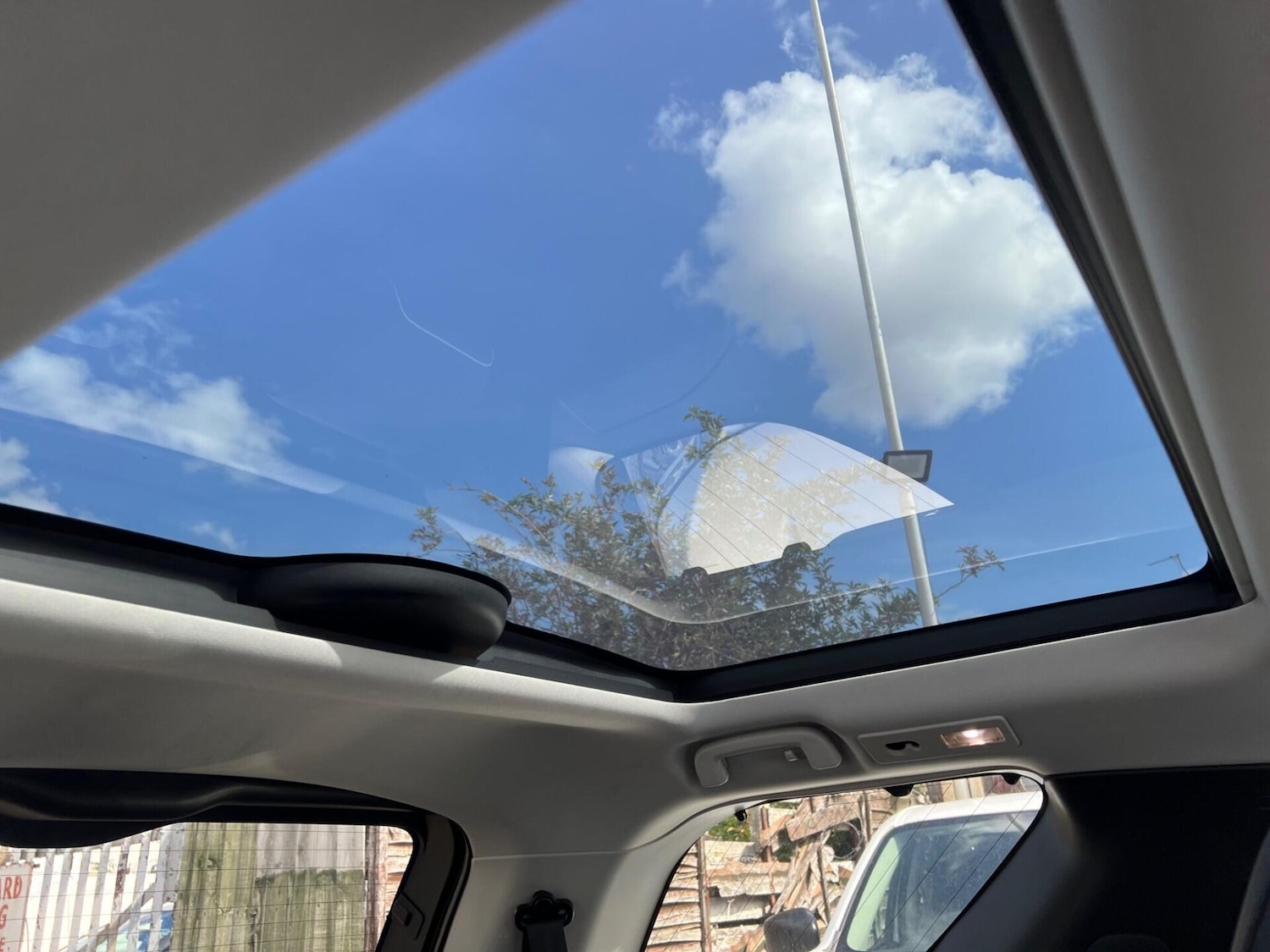 Used Land Rover Discovery 2017 for sale - 77640798: Photo 11