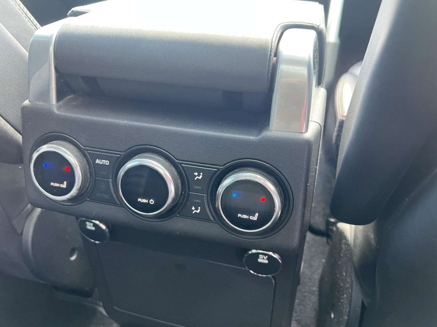 Used Land Rover Discovery 2017 for sale - 77640798: Photo 21