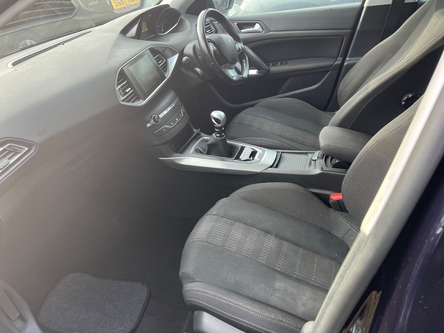 Used Peugeot 308 2017 for sale - 77218325: Photo 12