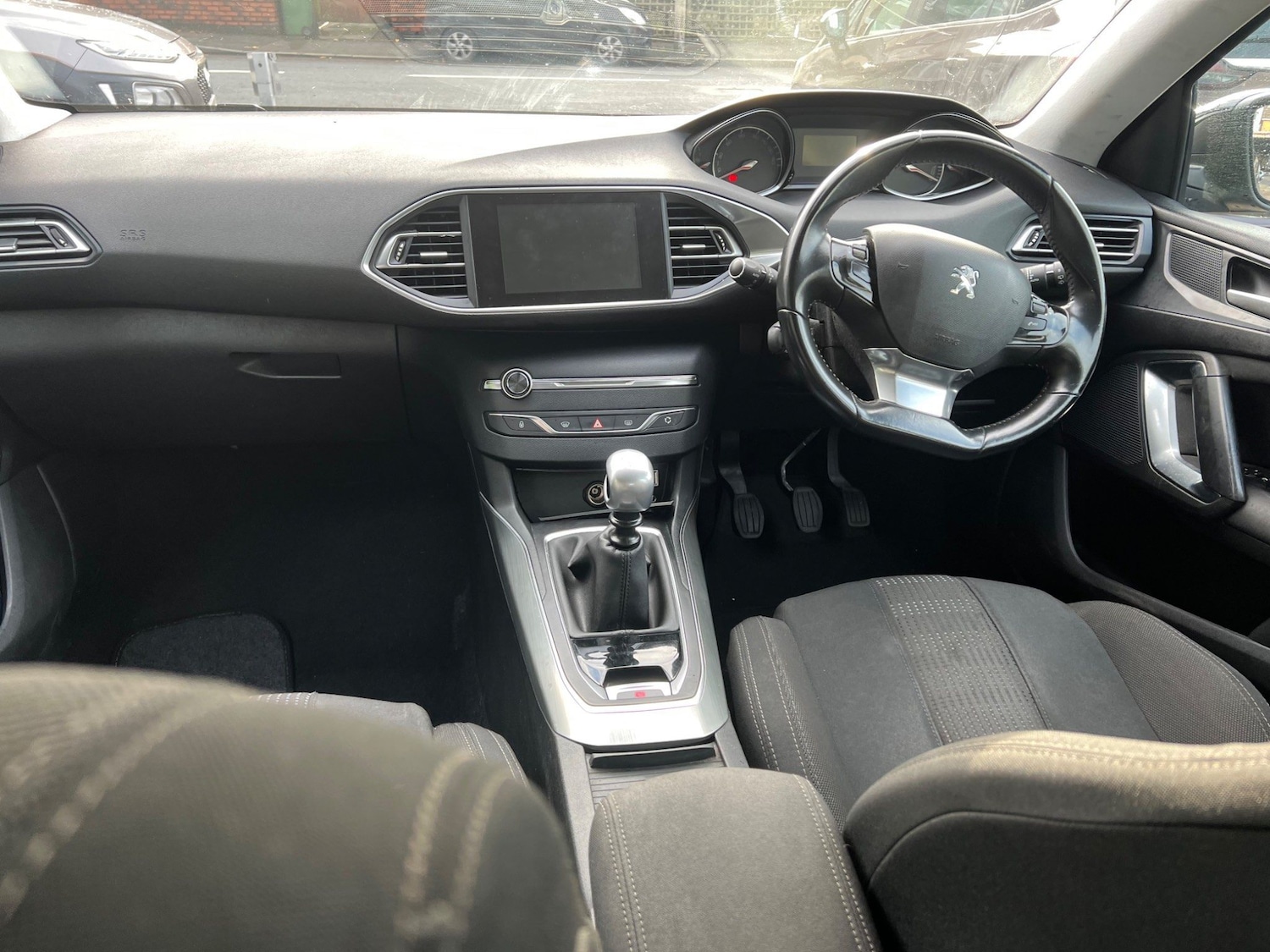 Used Peugeot 308 2017 for sale - 77218325: Photo 21