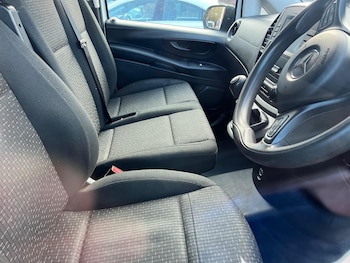 Used Mercedes-Benz Vito 2023 for sale - 77215699: Photo