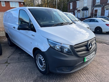 Used Mercedes-Benz Vito 2023 for sale - 77215699: Photo