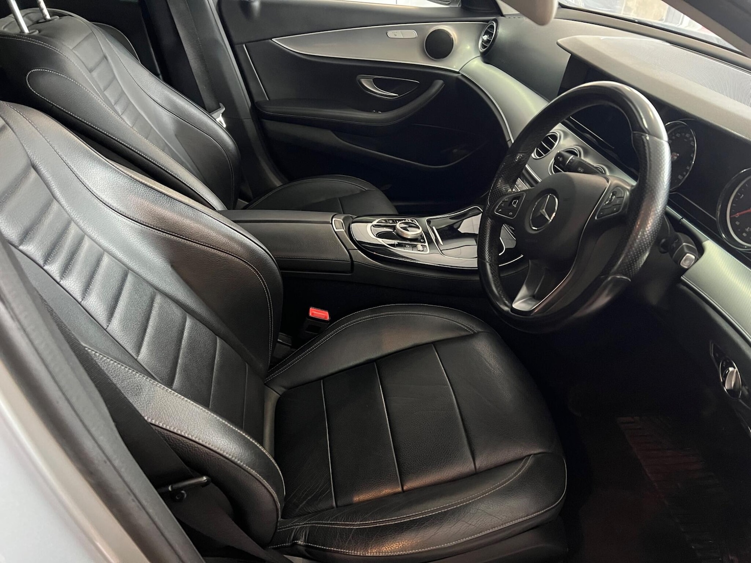 Used Mercedes-Benz E Class 2017 for sale - 77663465: Photo 38