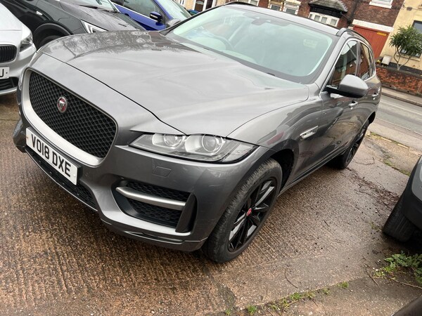 Used Jaguar F-Pace 2018 for sale - 76247668: Photo 10