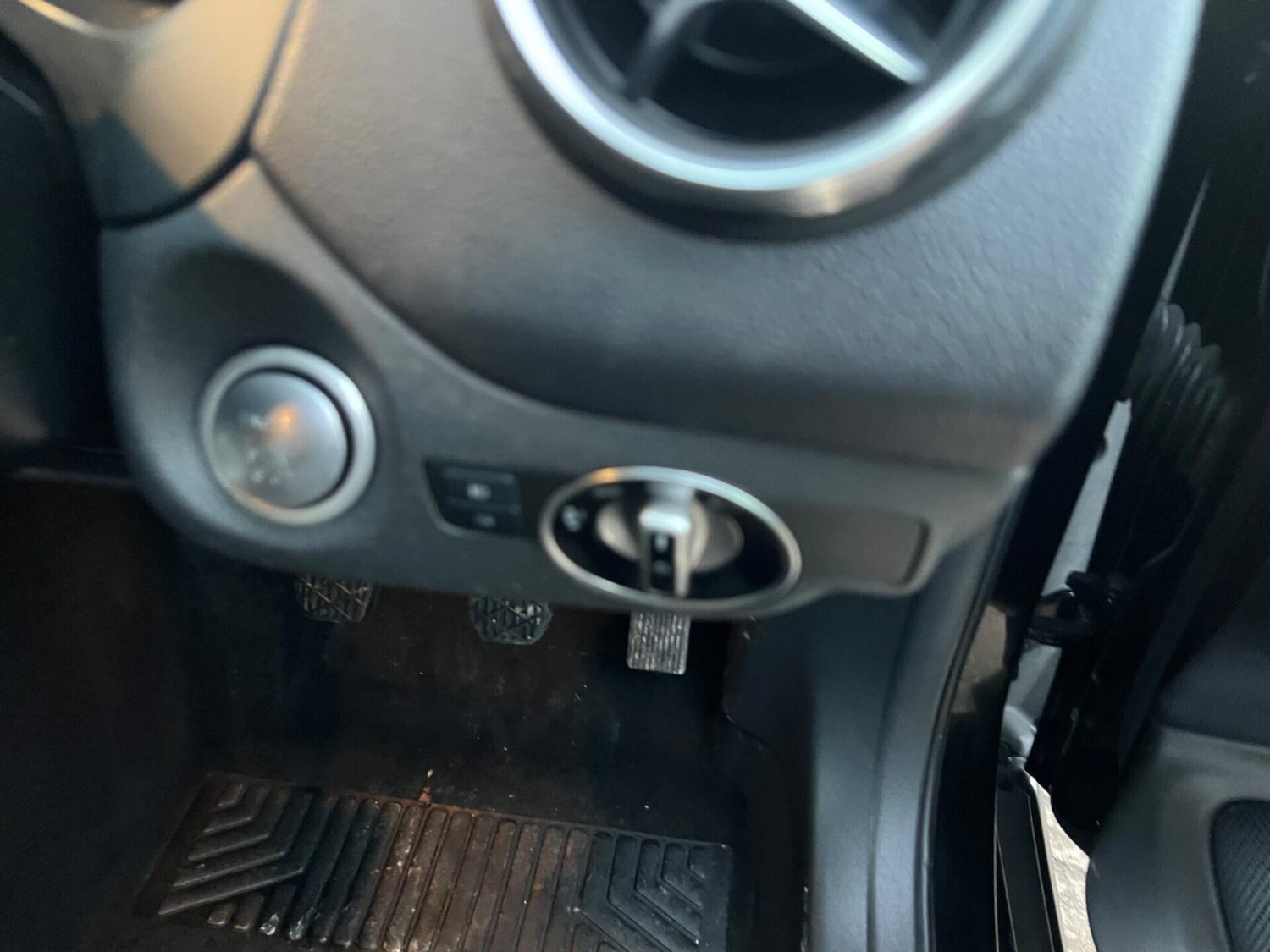 Used Mercedes-Benz GLA 2019 for sale - 77640797: Photo 21