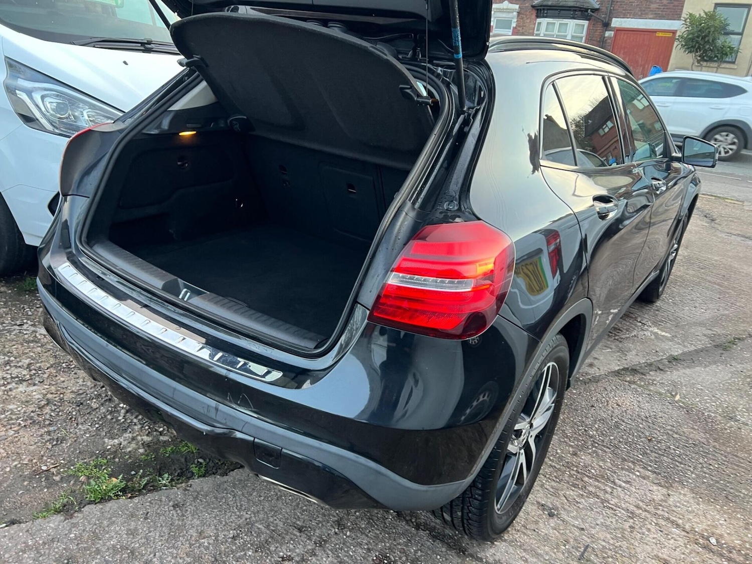 Used Mercedes-Benz GLA 2019 for sale - 77640797: Photo 9