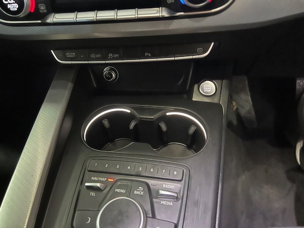 Used Audi A4 Avant 2017 for sale - 75153348: Photo 28