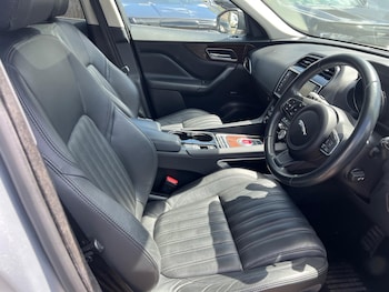 Used Jaguar F-Pace 2016 for sale - 79374479: Photo