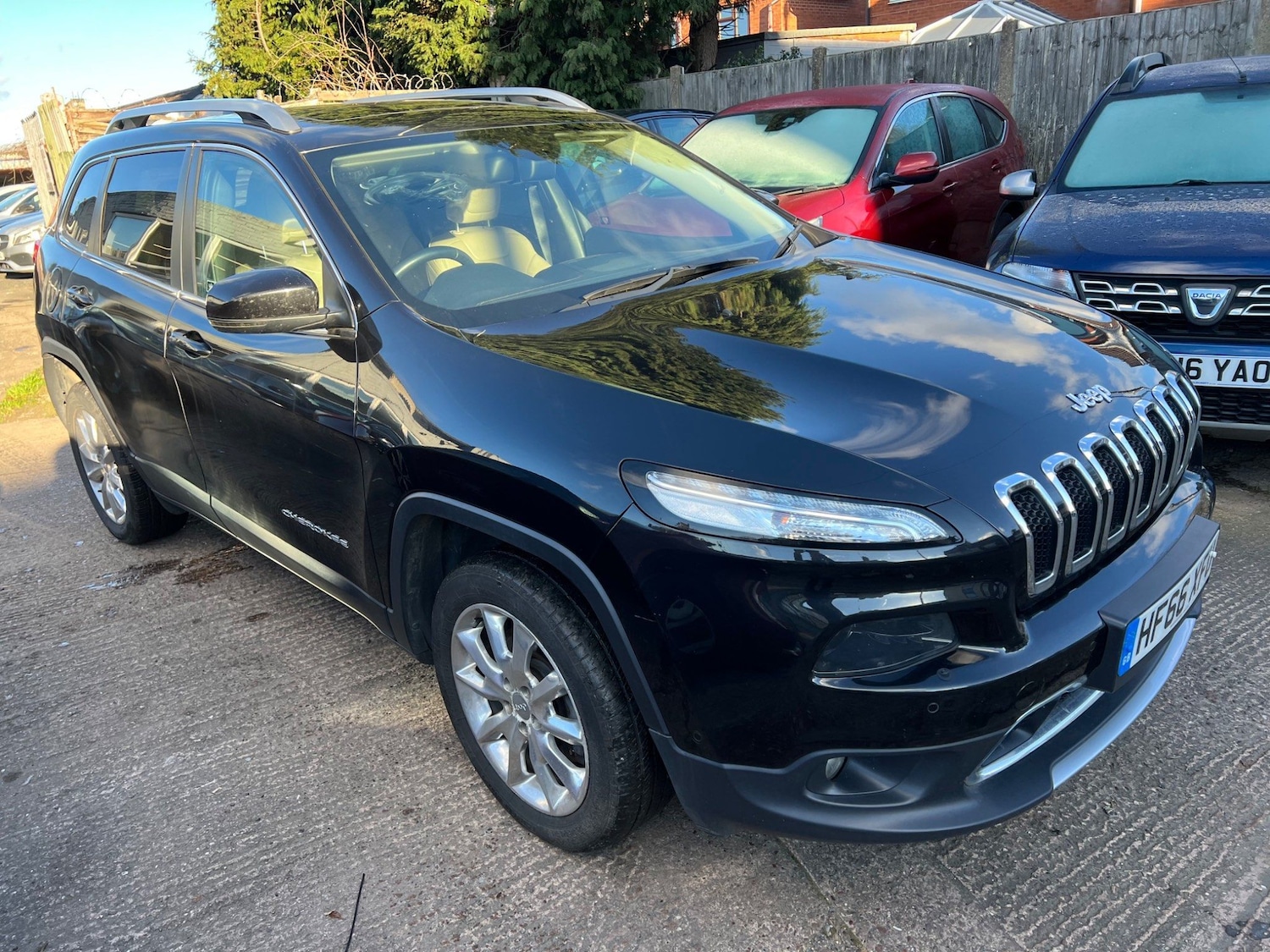 Used Jeep Cherokee 2017 for sale - 77663476: Photo 35