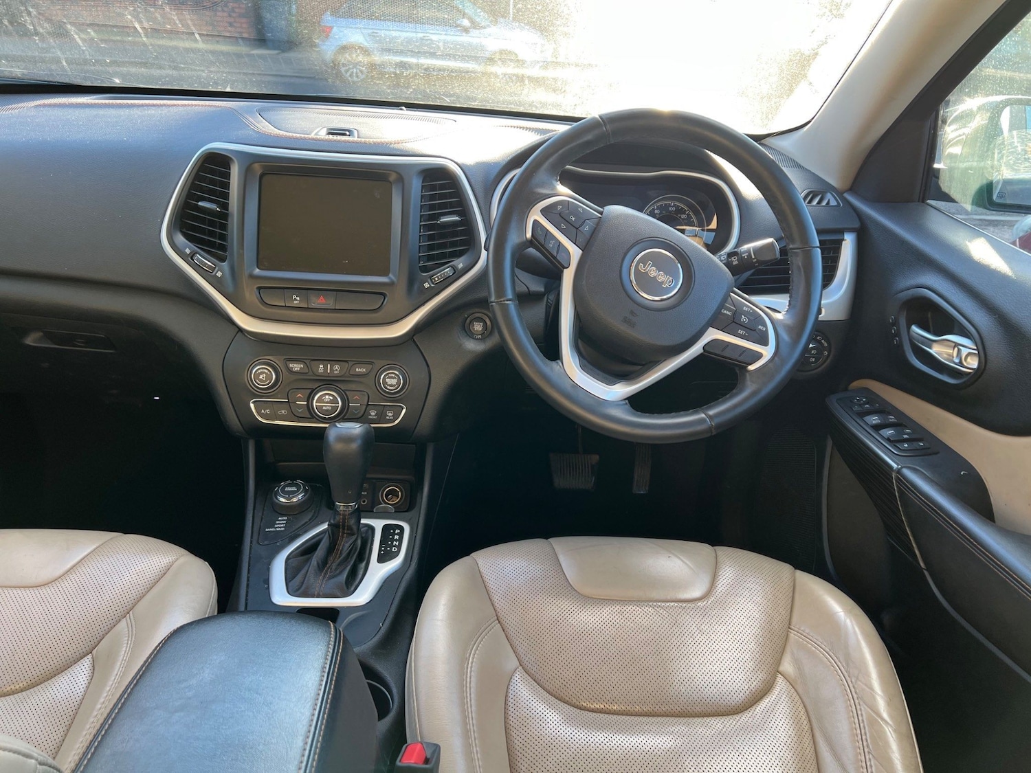 Used Jeep Cherokee 2017 for sale - 77663476: Photo 5