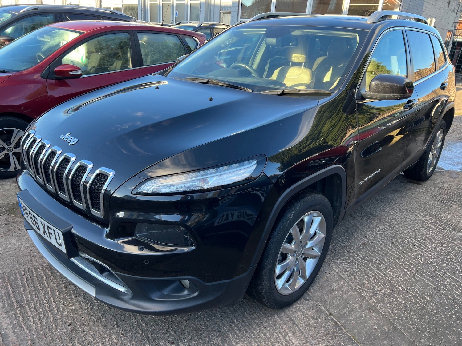 Used Jeep Cherokee 2017 for sale - 77663476: Photo 8