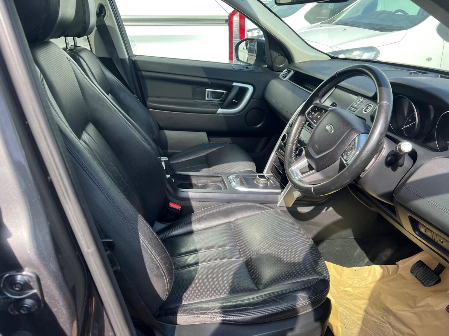 Used Land Rover Discovery Sport 2018 for sale - 77640807: Photo 3