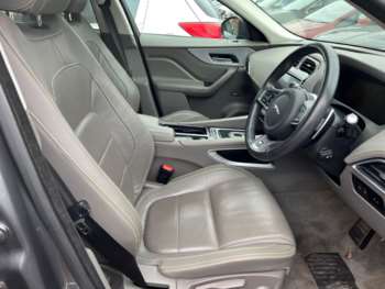Used Jaguar F-Pace 2018 for sale - 75095836: Photo