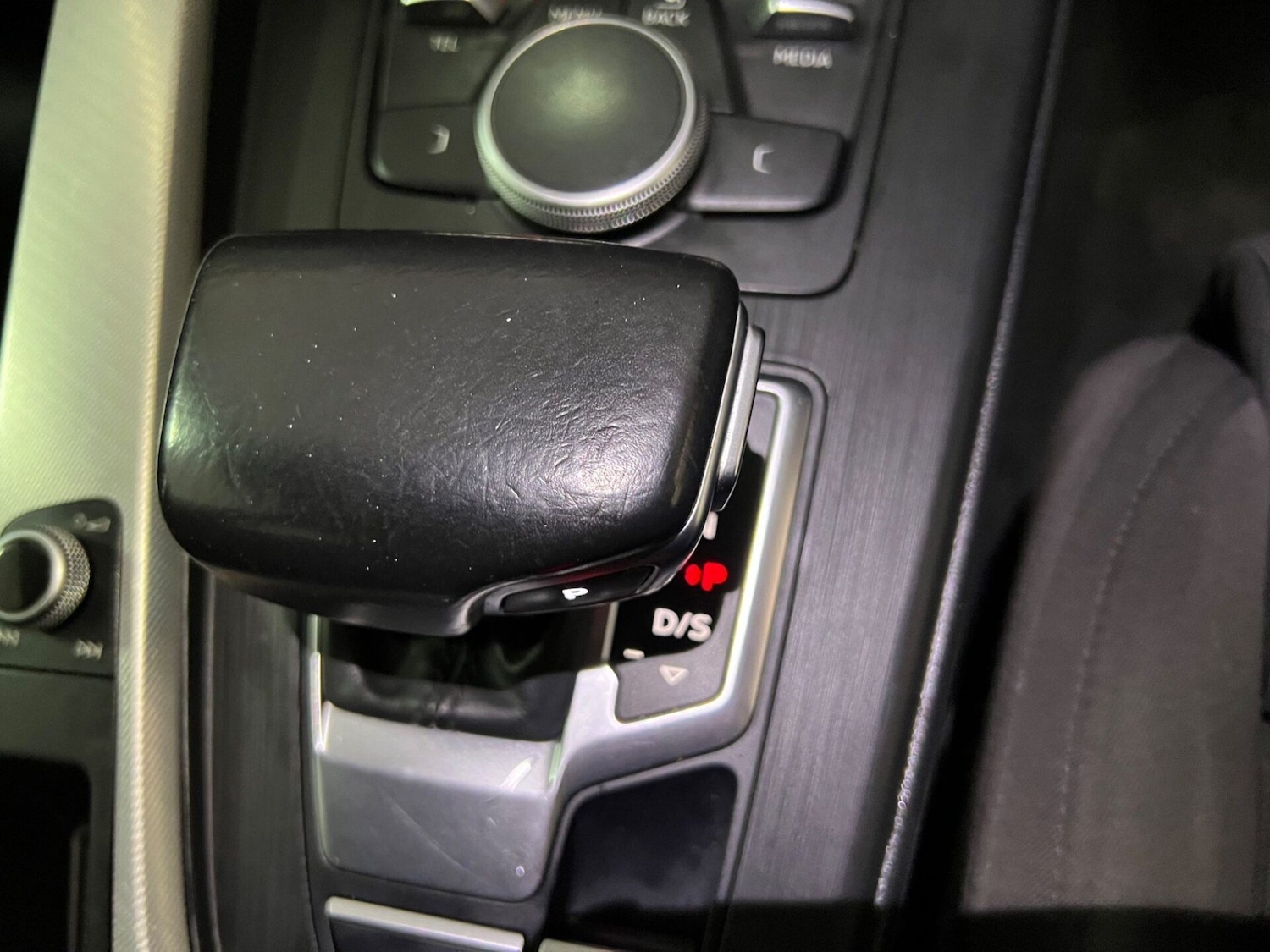 Used Audi A4 2017 for sale - 77640805: Photo 33