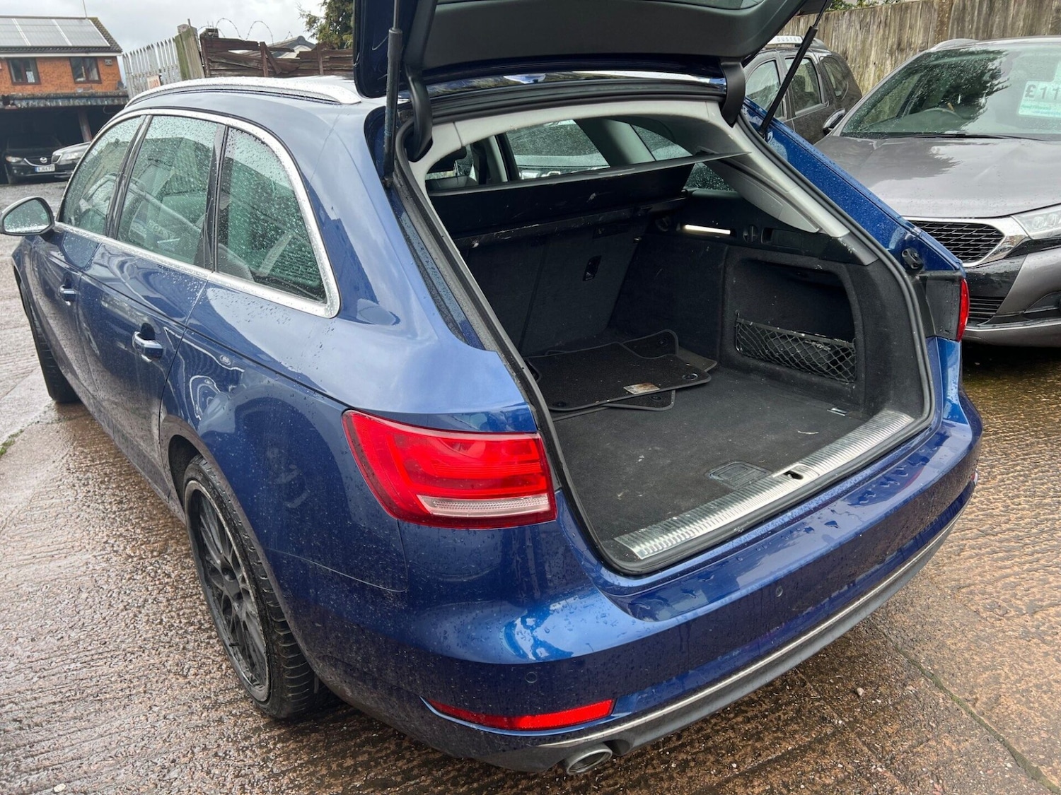 Used Audi A4 2017 for sale - 77640805: Photo 6