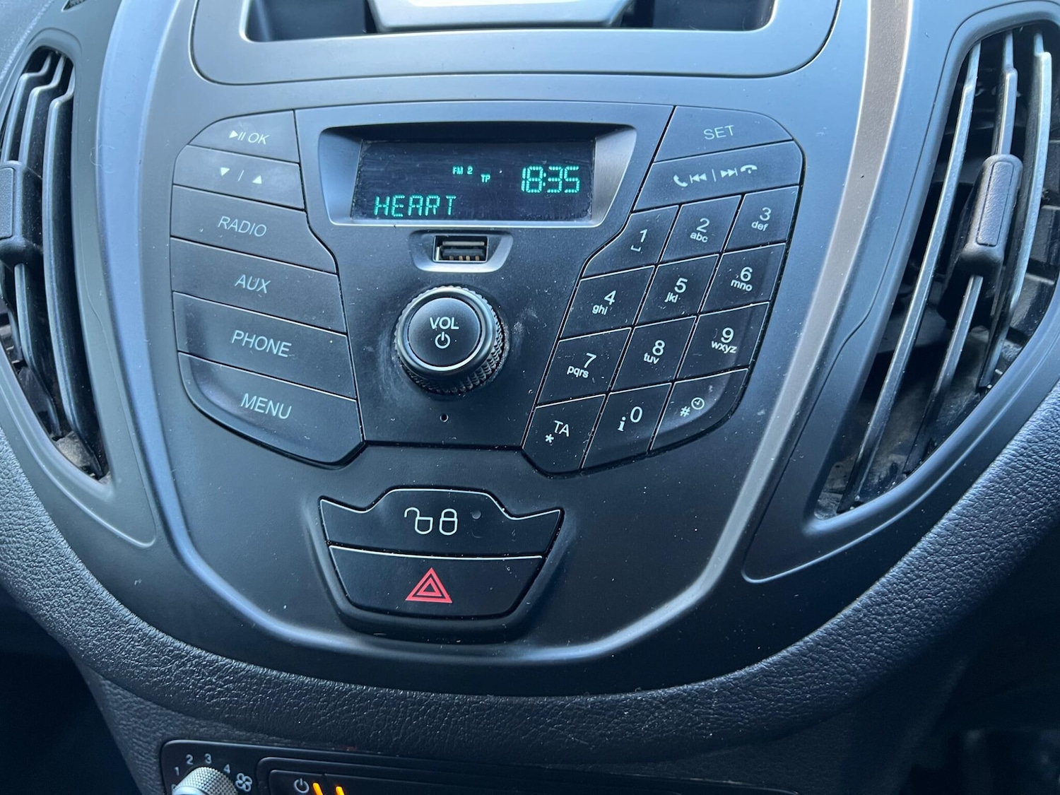 Used Ford Transit Courier 2019 for sale - 77663477: Photo 20