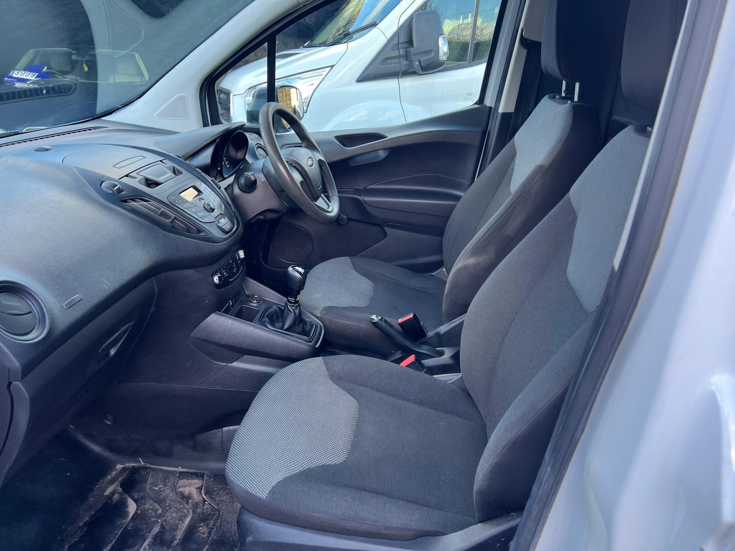 Used Ford Transit Courier 2019 for sale - 77663477: Photo 23