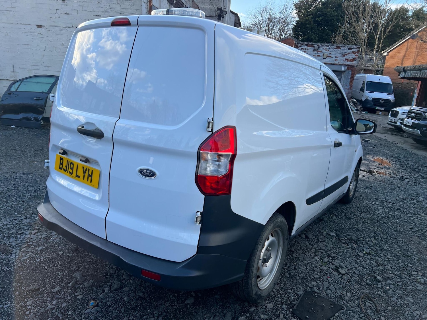 Used Ford Transit Courier 2019 for sale - 77663477: Photo 24