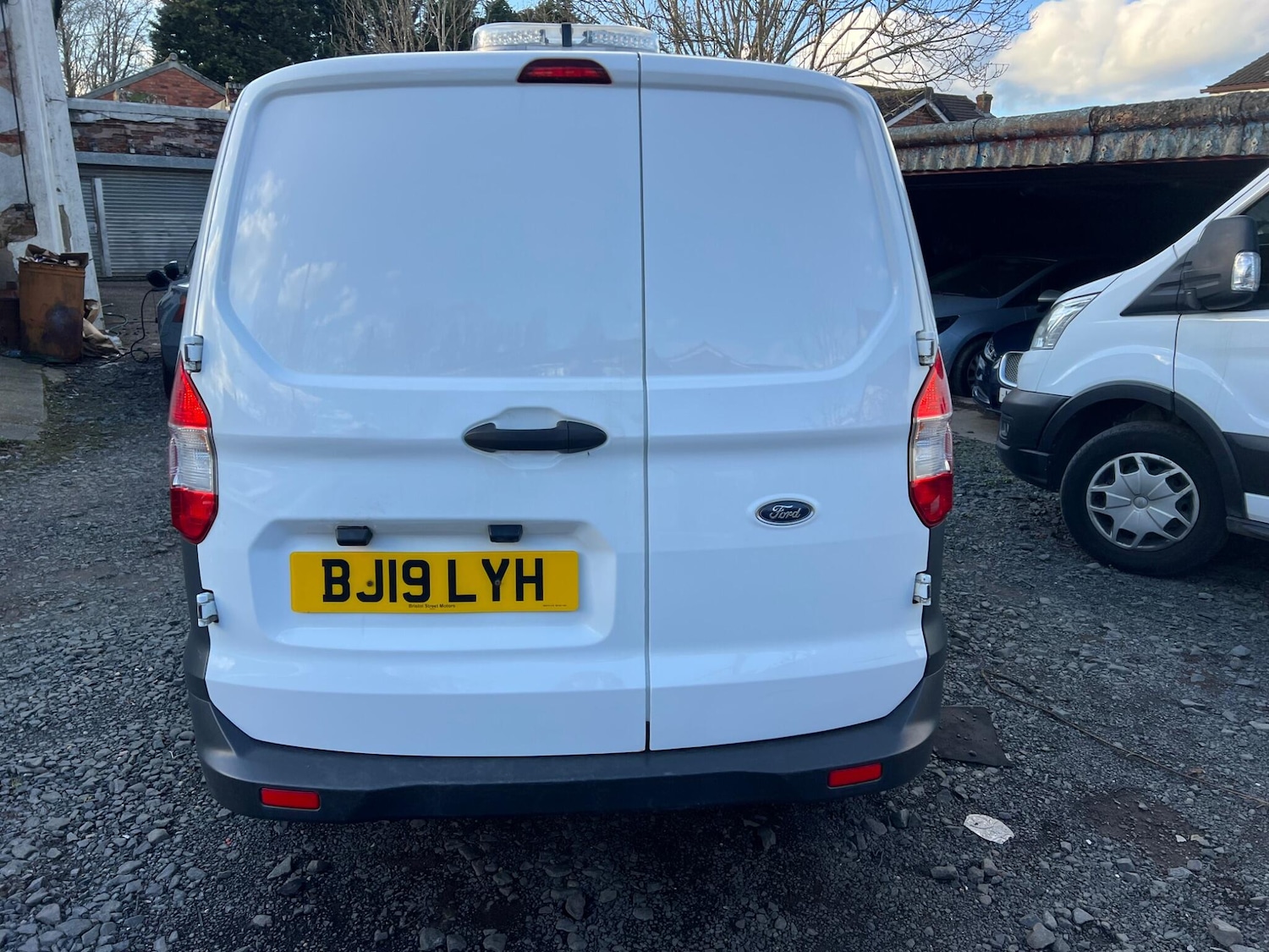 Used Ford Transit Courier 2019 for sale - 77663477: Photo 25