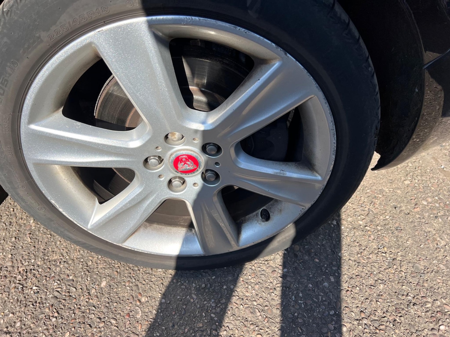 Used Jaguar XE 2018 for sale - 77218317: Photo 12