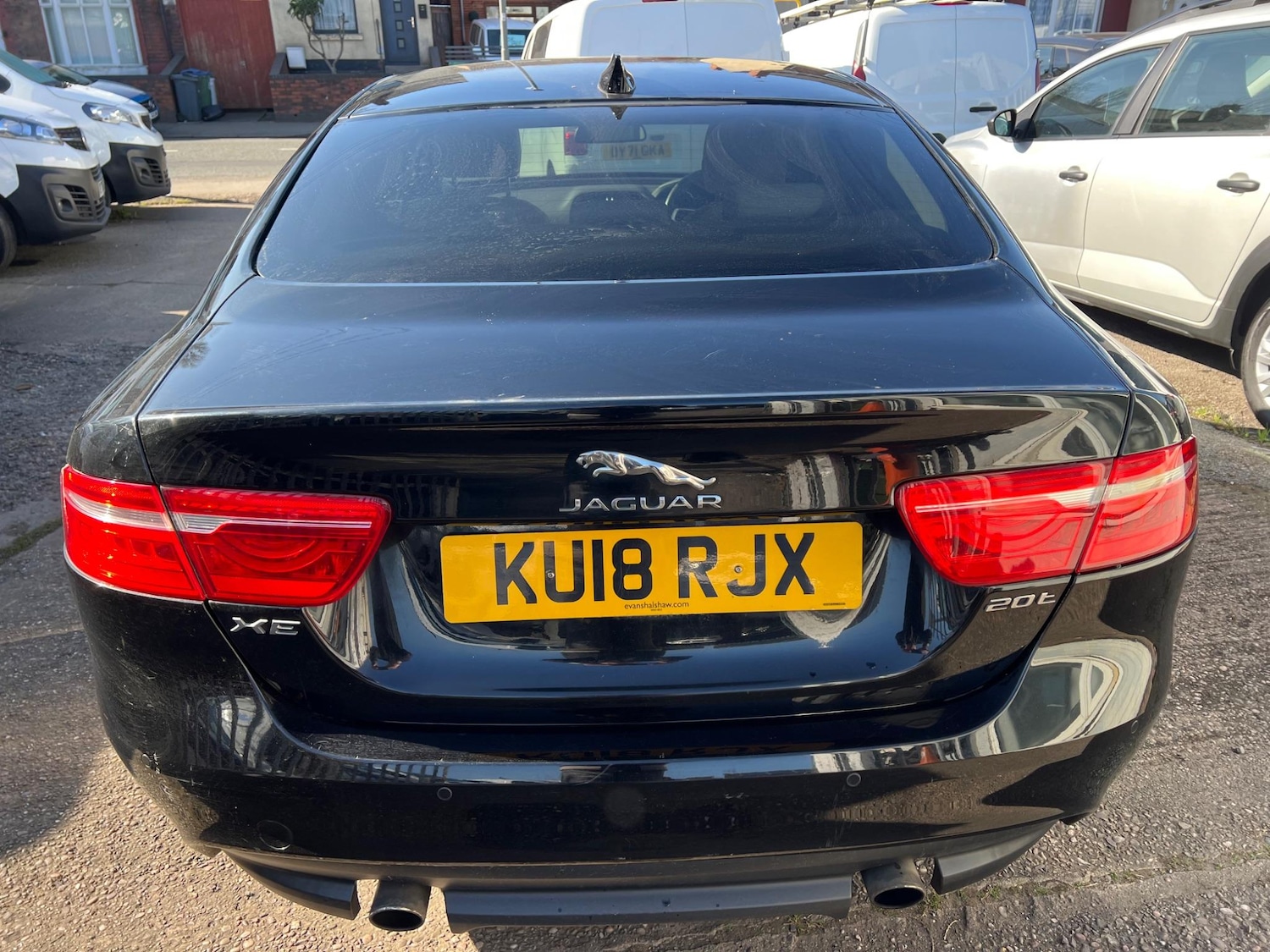 Used Jaguar XE 2018 for sale - 77218317: Photo 6