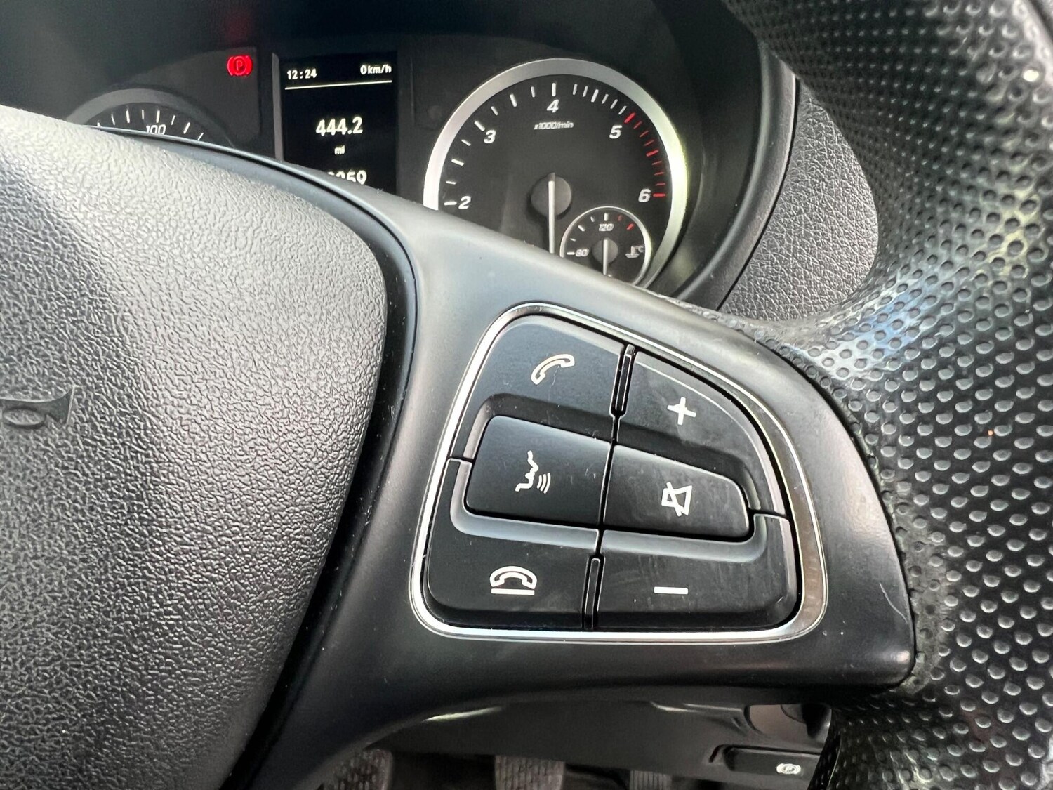 Used Mercedes-Benz Vito 2020 for sale - 76446823: Photo 16