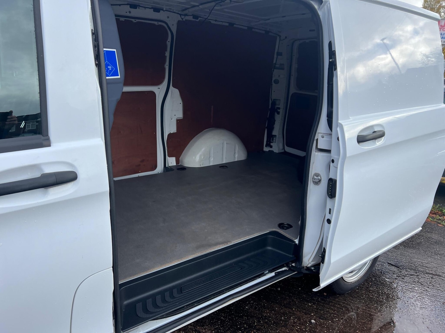 Used Mercedes-Benz Vito 2020 for sale - 76446823: Photo 9