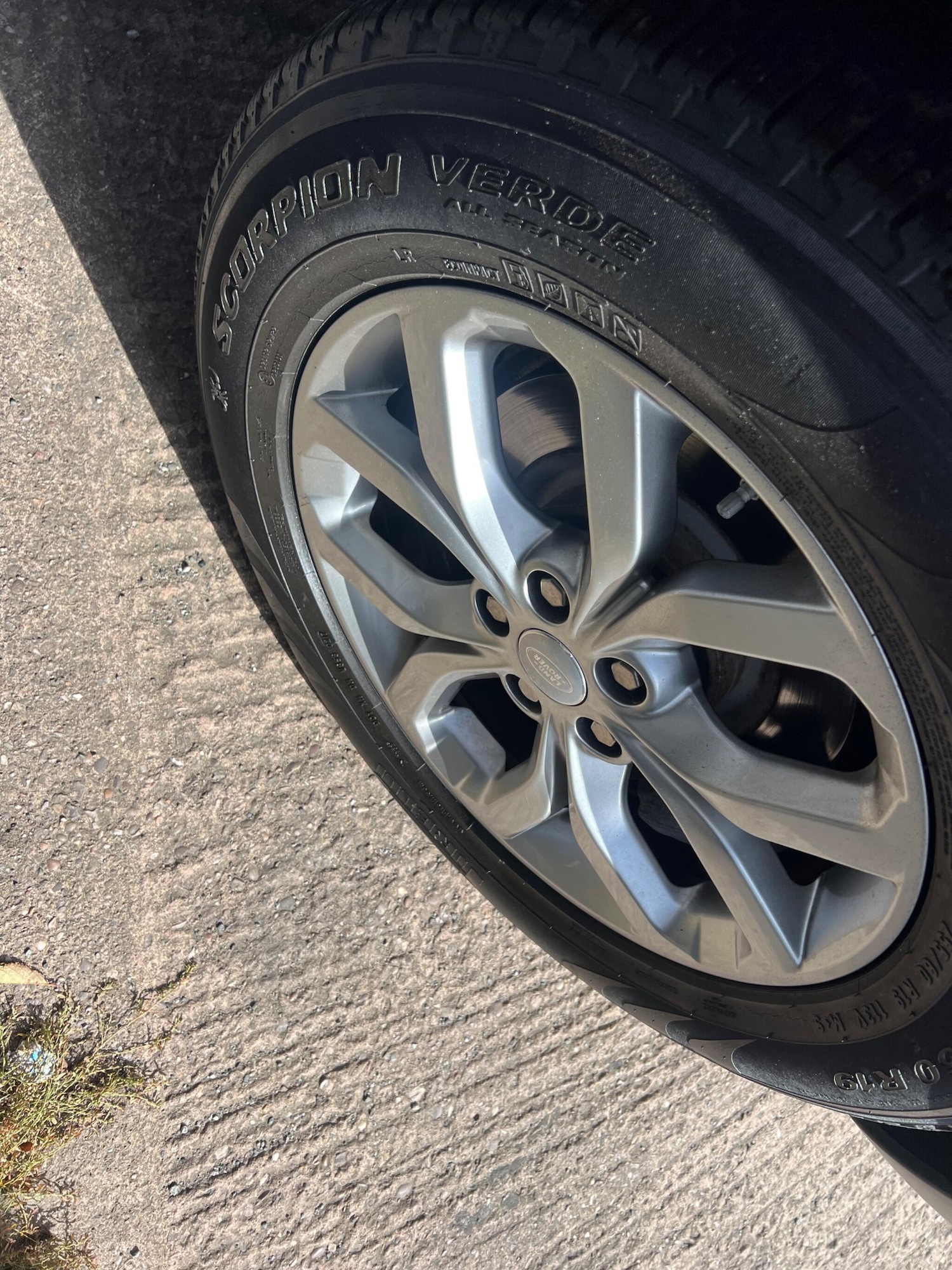 Used Land Rover Discovery 2017 for sale - 77218324: Photo 16